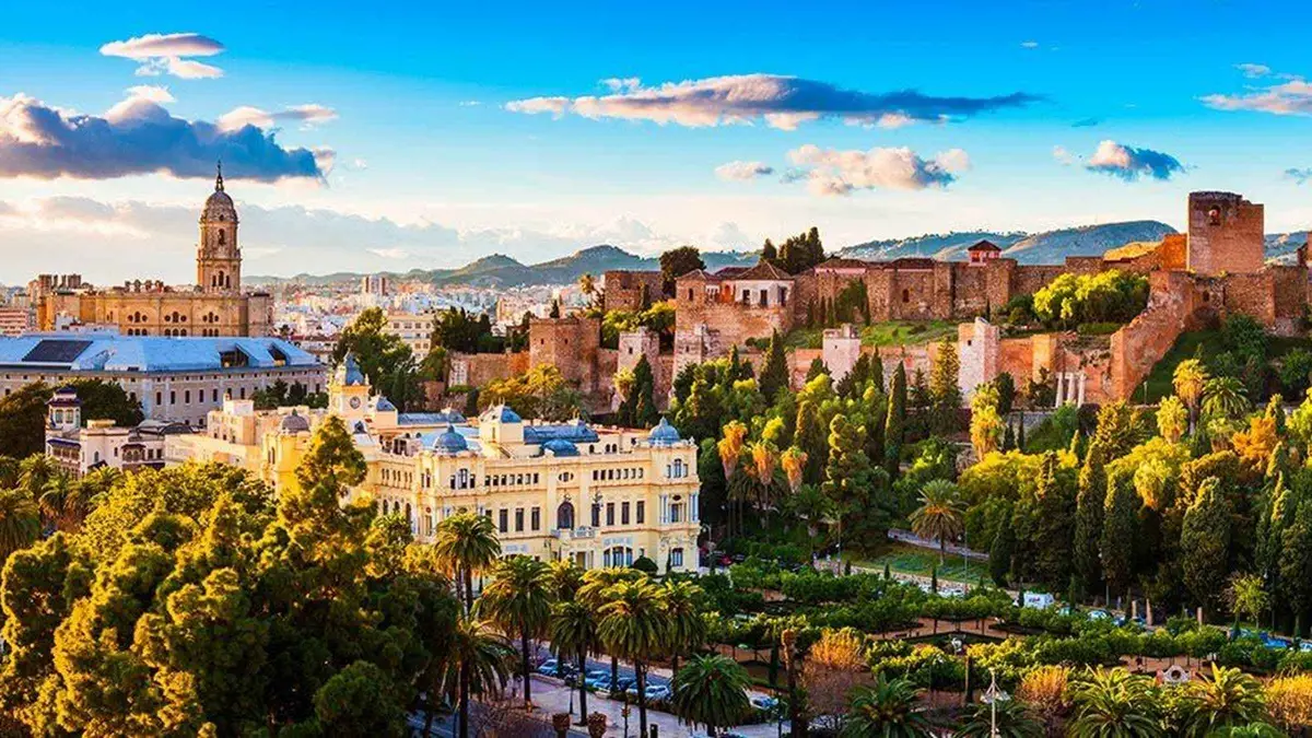 Group at the Alcazaba lookout with the Cathedral tower behind, Cathedral, Alcazaba and Roman Theatre walking tour in Málaga