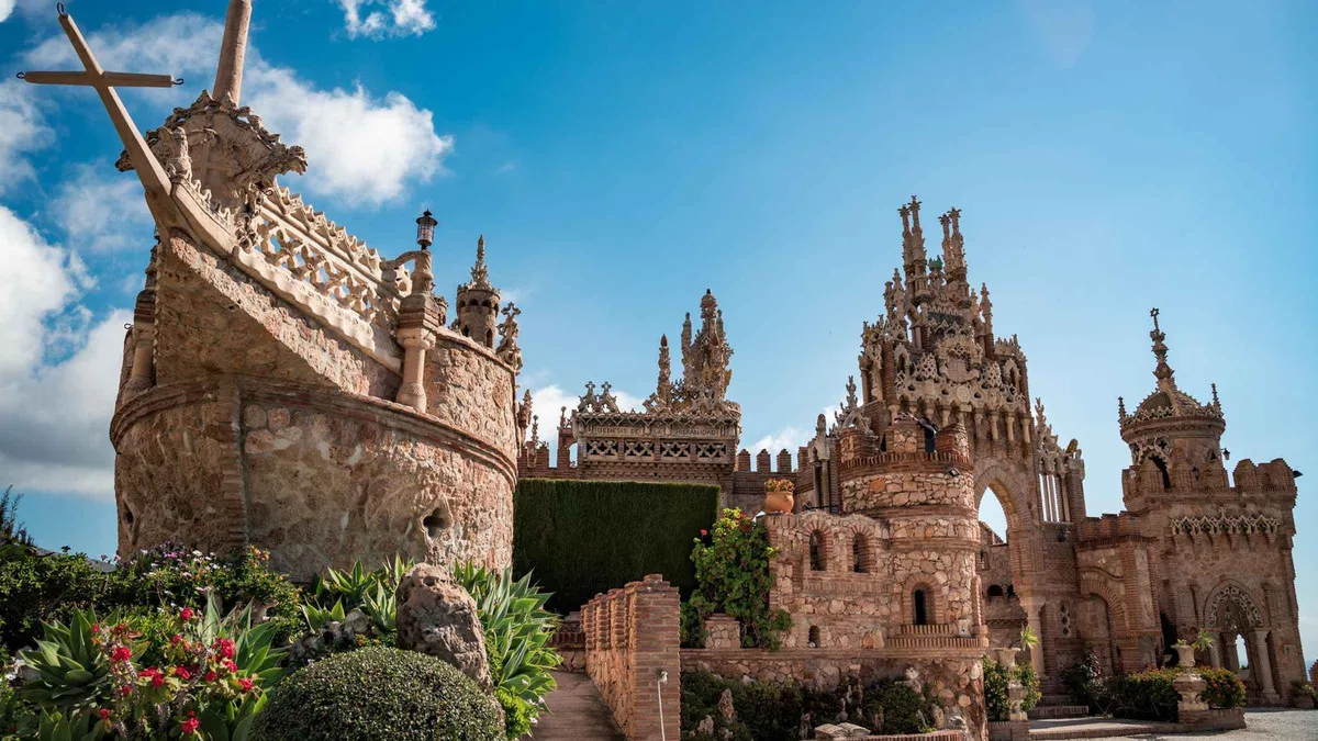 Colomares Castle in Benalmádena, the last stop on a Marbella, Mijas and Puerto Banús tour from Málaga